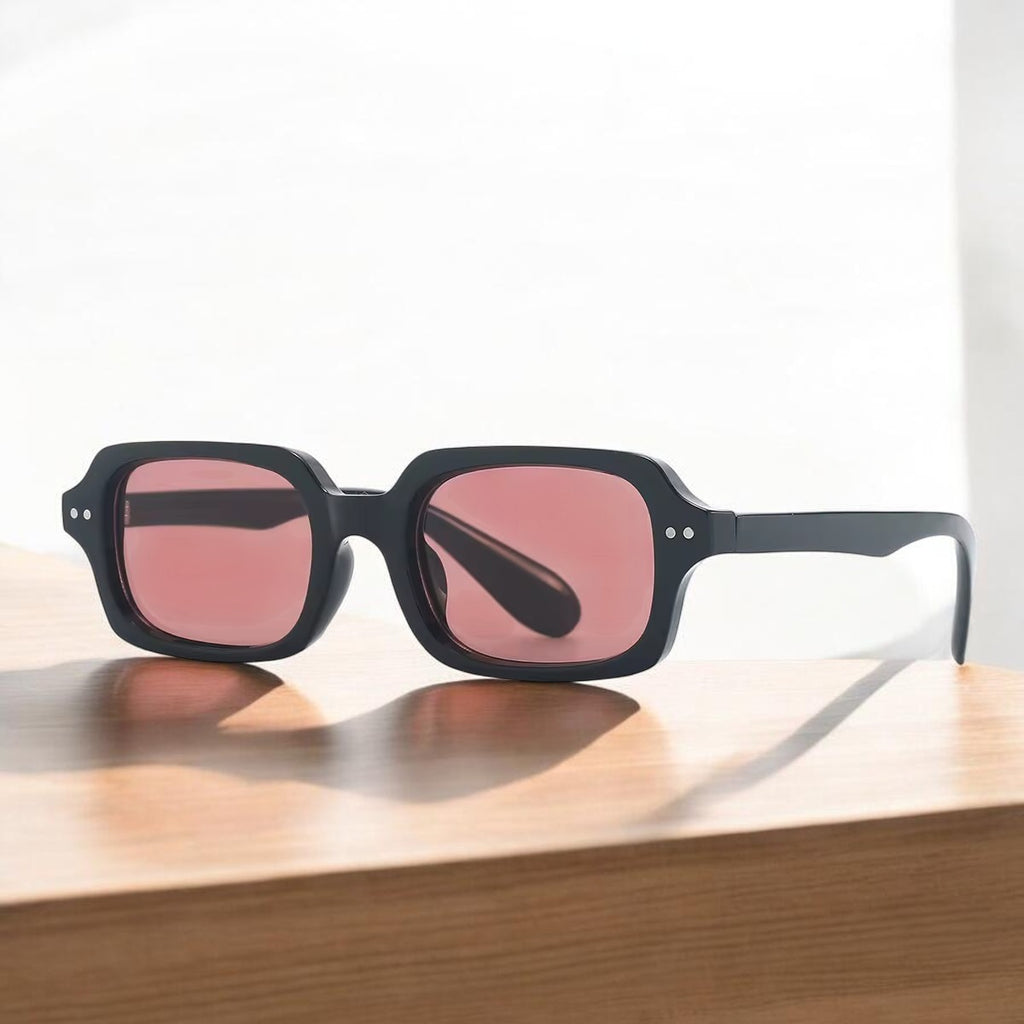 Lunettes de soleil NØIR - Collection Vibes - Monture noire, verres roses